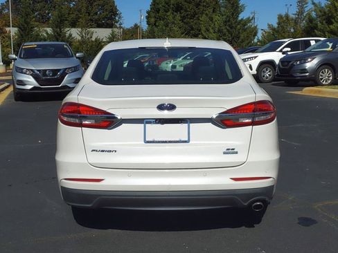 Used 2020 Ford Fusion SE image 6