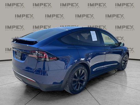 Used 2024 Tesla Model X image 5