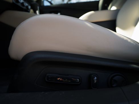 Used 2025 Honda Accord Touring image 42