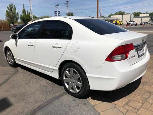 Used 2010 Honda Civic LX image 4