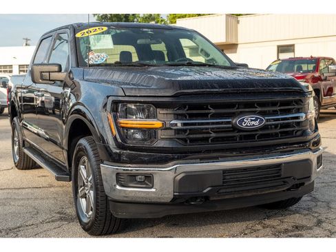 Used 2025 Ford F150 XLT w/ Equipment Group 301A Standard AWD/4WD image 33