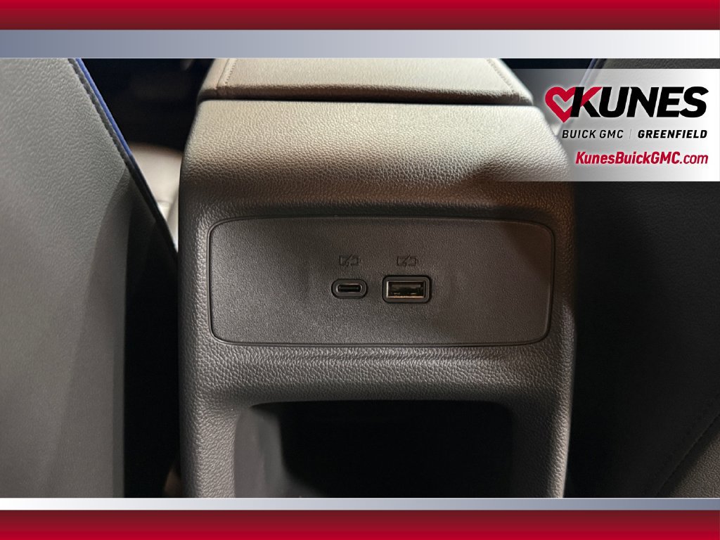 New 2026 Buick Envista Sport Touring w/ Convenience I Package FWD image 34