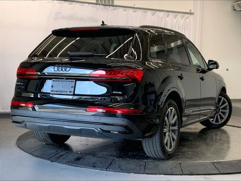 Certified 2023 Audi Q7 2.0T Premium Plus w/ Premium Plus Package AWD/4WD image 12