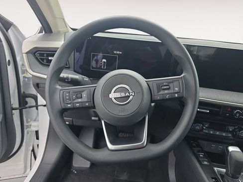 New 2026 Nissan Kicks SV w/ SV Premium Package image 12