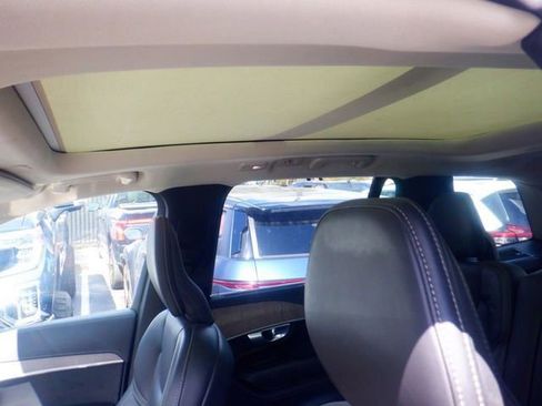 Used 2024 Volvo XC90 T8 Ultimate w/ Protection Package Premier image 6