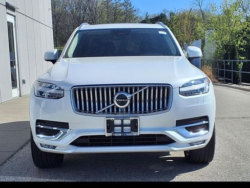 Used 2023 Volvo XC90 B6 Plus w/ Protection Package Premier AWD/4WD image 2