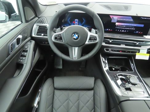 New 2026 BMW X5 xDrive40i w/ M Sport Package image 10