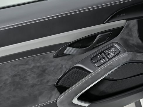 Used 2016 Porsche Cayman GT4 image 18