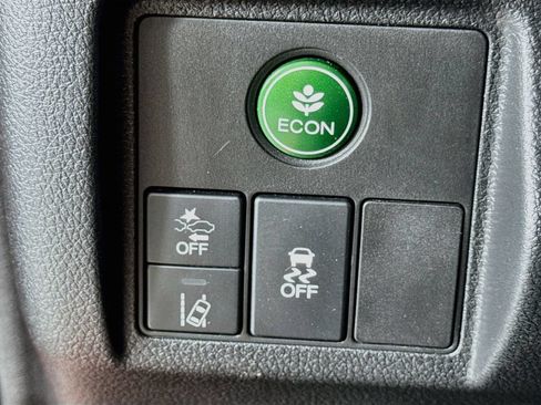Used 2019 Honda HR-V EX image 14