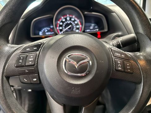 Used 2015 MAZDA MAZDA3 i Sport FWD image 17