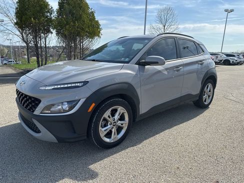 Used 2022 Hyundai Kona SEL w/ Convenience Package image 5