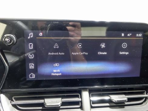 New 2026 Chevrolet Trax RS w/ Driver Confidence Package image 15