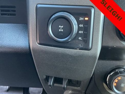 Used 2020 Ford F150 Raptor w/ Equipment Group 801A Mid image 23