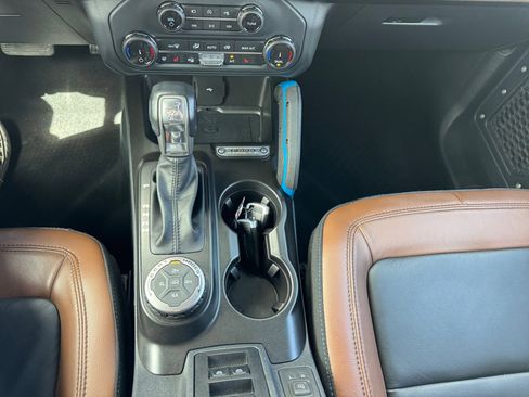 Used 2022 Ford Bronco Outer Banks w/ Sasquatch Package AWD/4WD image 14