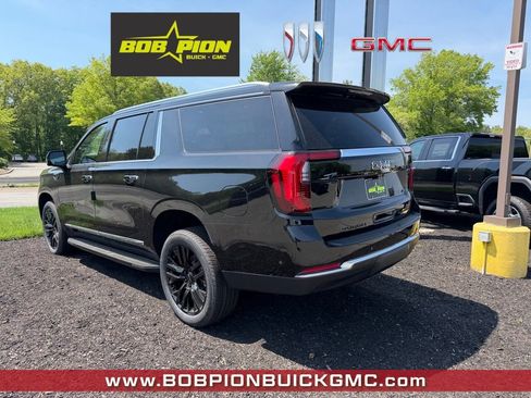 New 2026 GMC Yukon XL Elevation w/ Elevation Premium Package AWD/4WD image 3