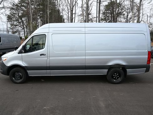 Used 2026 Mercedes-Benz Sprinter 3500 image 3