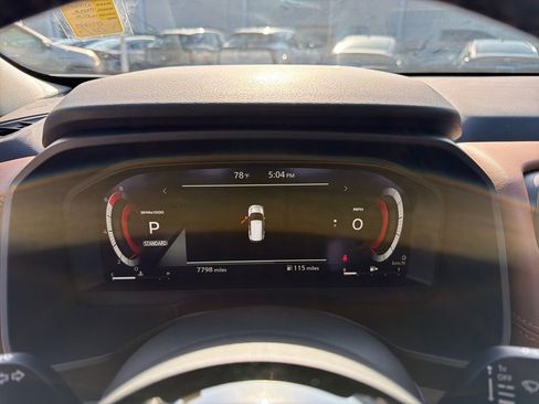 Used 2024 Nissan Rogue Platinum w/ Platinum Premium Package image 25