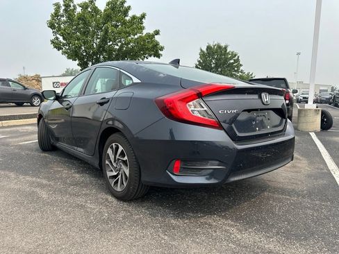 Used 2017 Honda Civic EX image 8
