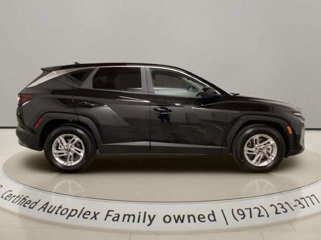 Used 2026 Hyundai Tucson SE FWD image 6