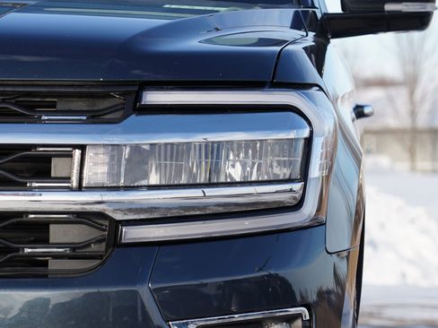 Used 2022 Ford Expedition Limited image 10