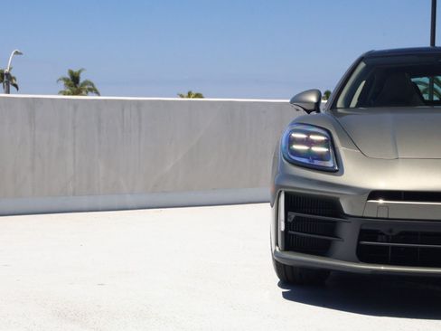 New 2026 Porsche Panamera 4 AWD/4WD image 12