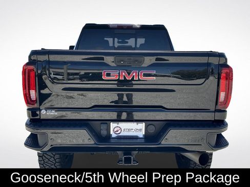 Used 2022 GMC Sierra 2500 AT4 w/ AT4 Preferred Package image 7