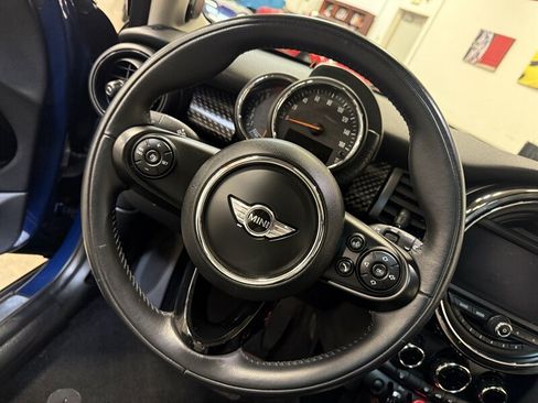 Used 2017 MINI Cooper S FWD image 19