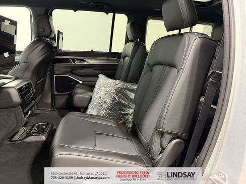 New 2026 Jeep Grand Wagoneer Limited AWD/4WD image 14