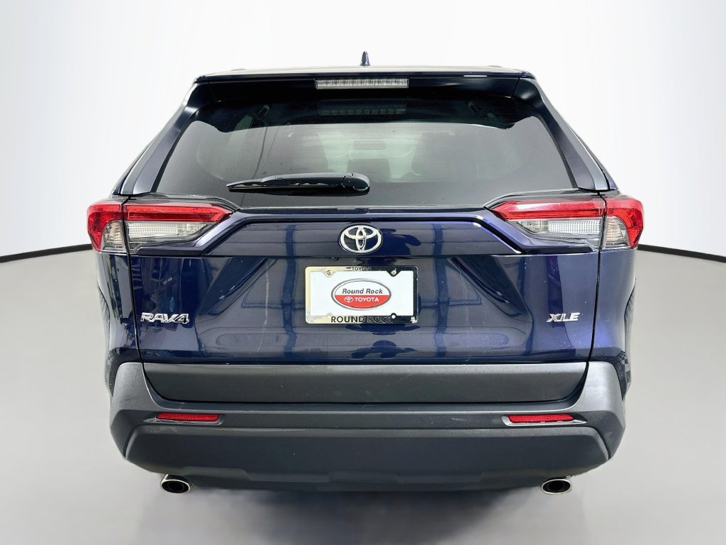 Used 2025 Toyota RAV4 XLE FWD image 6