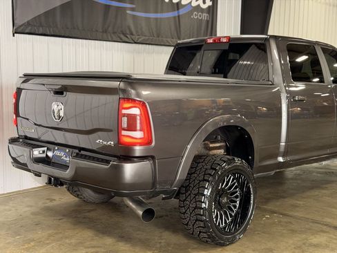 Used 2019 RAM 2500 Laramie AWD/4WD image 11