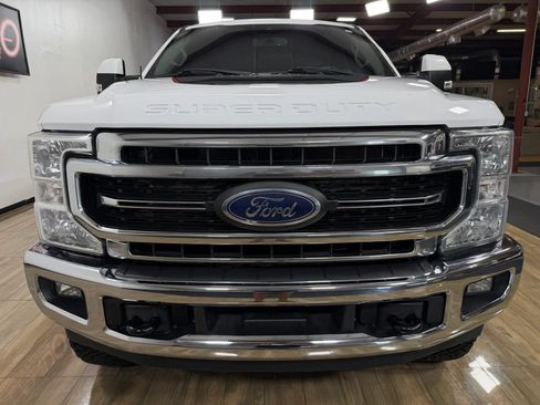 Used 2021 Ford F250 Lariat w/ Lariat Value Package AWD/4WD image 2