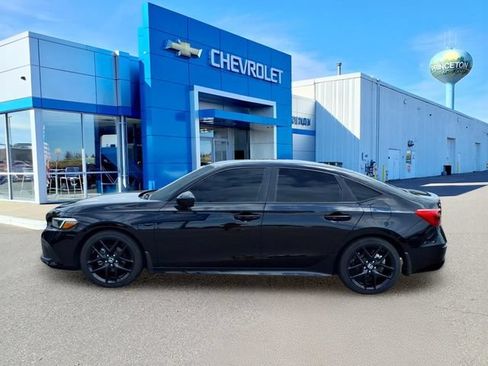 Used 2023 Honda Civic Sport image 7
