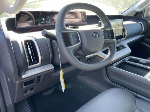 Used 2025 Ford Expedition Max Active image 14