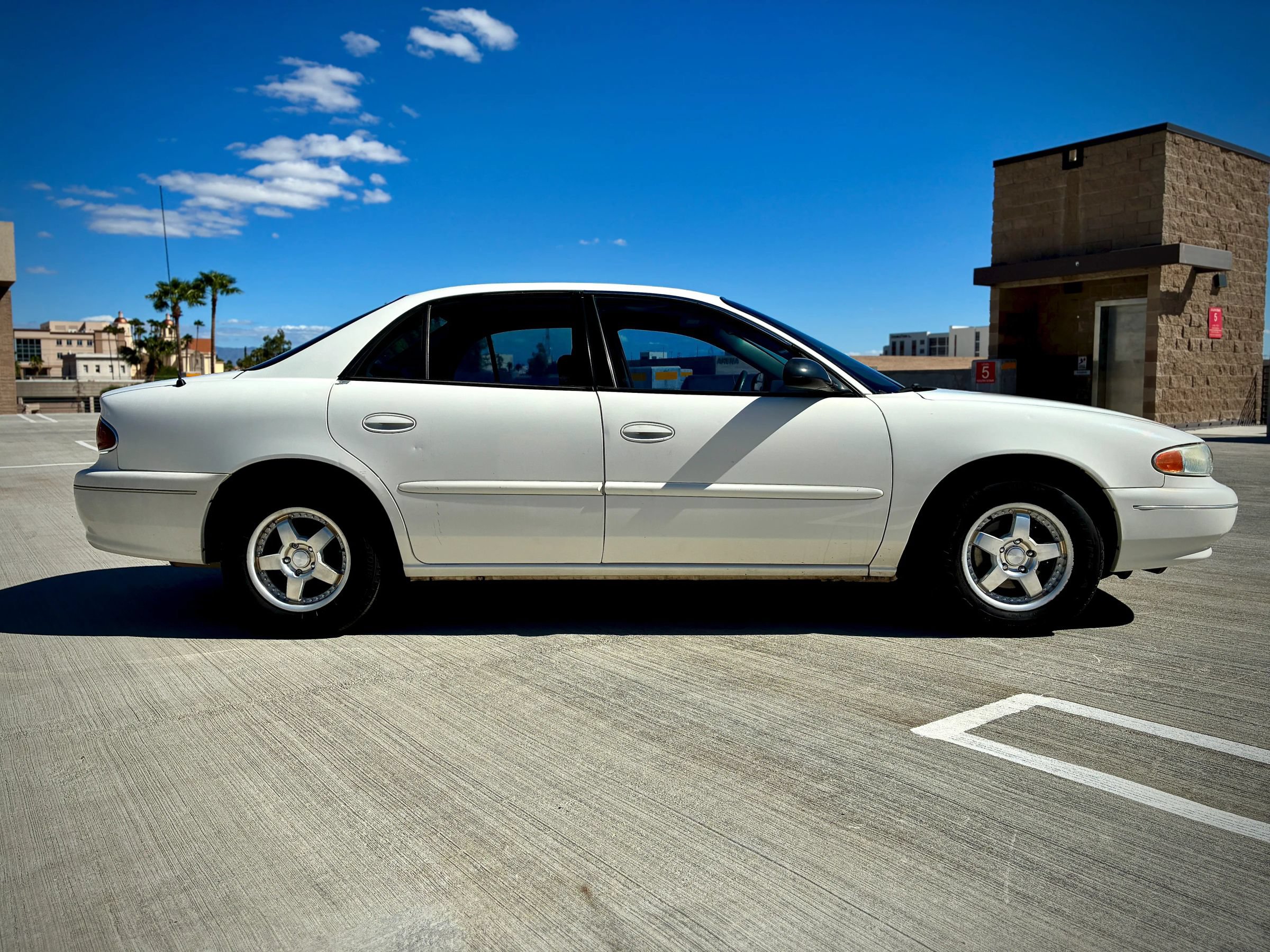 Used 2003 Buick Century Custom FWD image 12