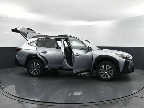 New 2025 Subaru Outback Premium image 36