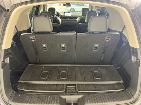 Used 2023 Honda Pilot Elite image 10