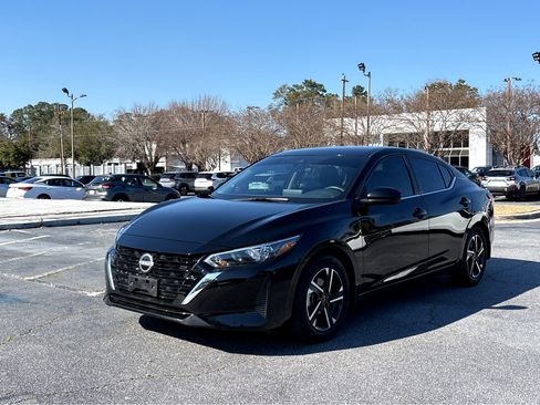 Used 2025 Nissan Sentra SV w/ All-Weather Package image 3