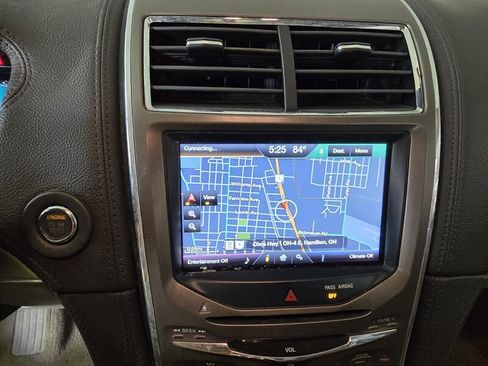 Used 2014 Lincoln MKX AWD w/ Equipment Group 102A image 38