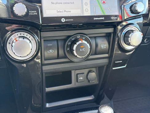 Used 2022 Toyota 4Runner TRD Off-Road Premium w/ Moonroof Package image 15