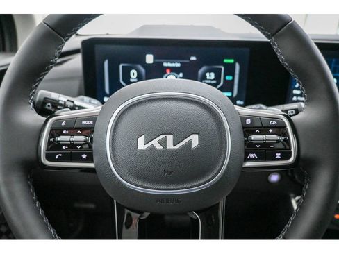 New 2026 Kia Carnival SX Prestige image 23