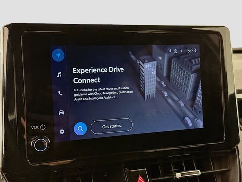 Used 2024 Toyota Corolla Cross XLE image 22