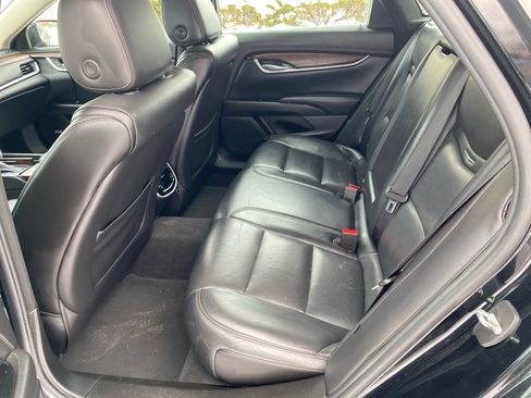 Used 2019 Cadillac XTS Luxury image 17