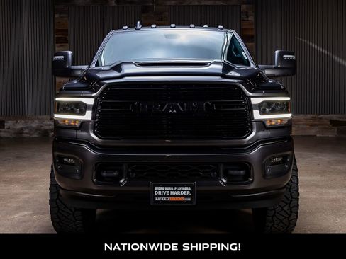 Used 2024 RAM 2500 Laramie w/ Night Edition image 4