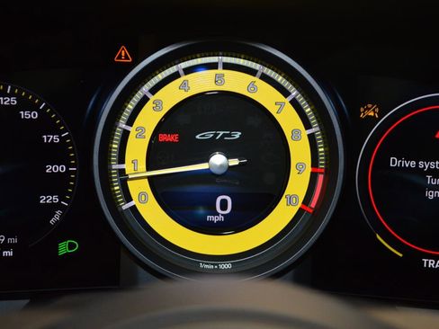 Certified 2023 Porsche 911 GT3 RWD image 24