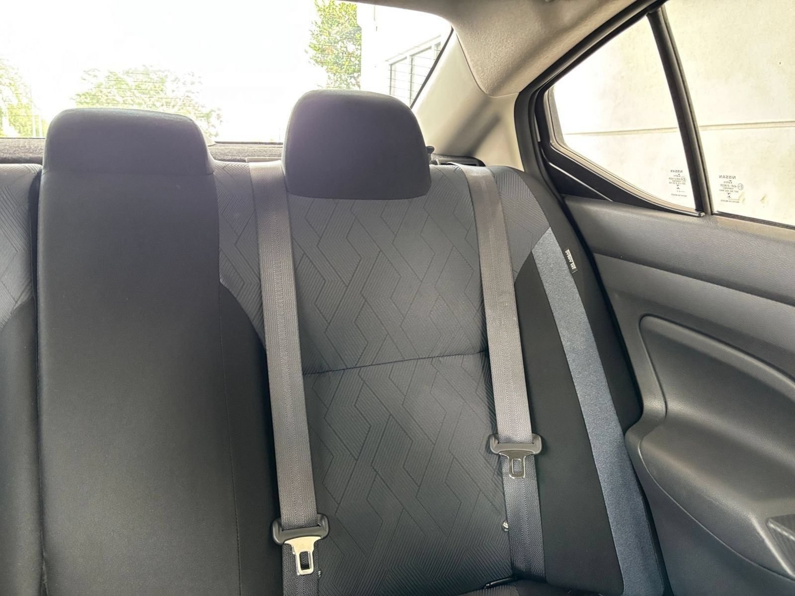 Used 2025 Nissan Versa SV FWD image 38