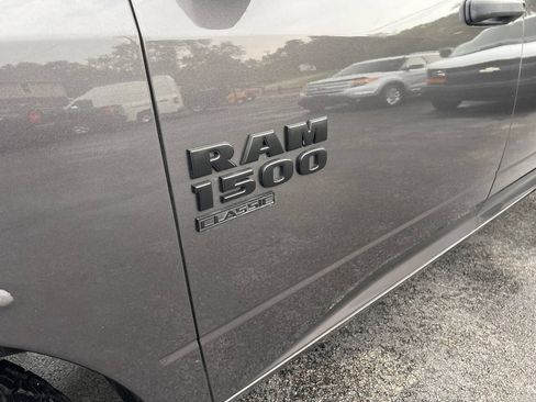 Used 2021 RAM 1500 Express w/ Wheel & Sound Group AWD/4WD image 10