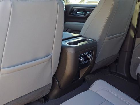New 2026 GMC Yukon XL Elevation AWD/4WD image 19