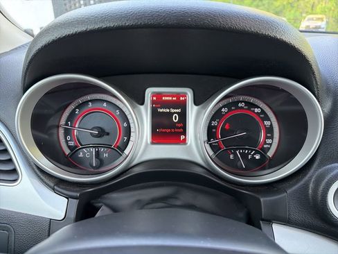 Used 2019 Dodge Journey SE FWD image 40
