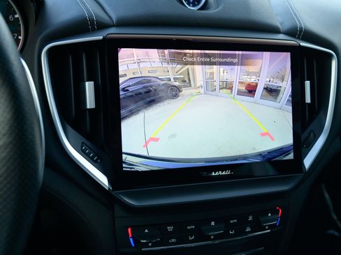 Certified 2022 Maserati Ghibli Modena Q4 image 32