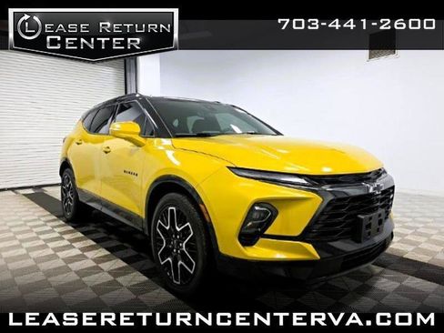 Used 2022 Chevrolet Blazer RS w/ Enhanced Convenience Package FWD image 1
